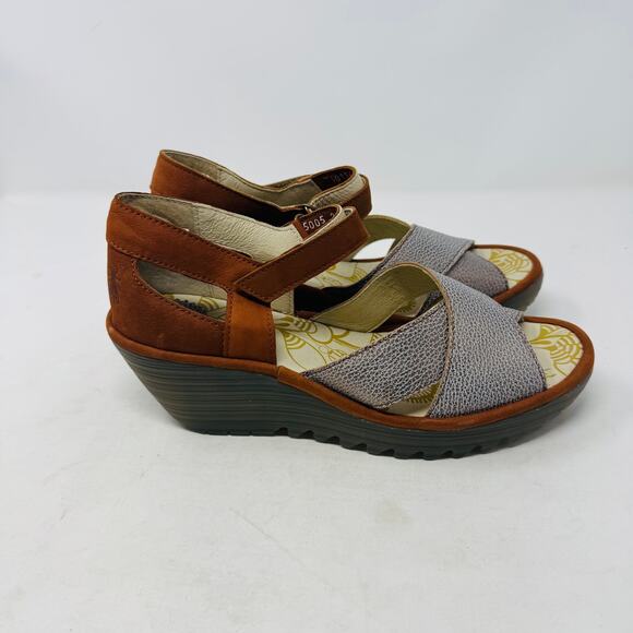 Fly London Yent365Fly Metallic Leather Wedge Sandals Size 40 Boho Comfort Artsy - Picture 5 of 13